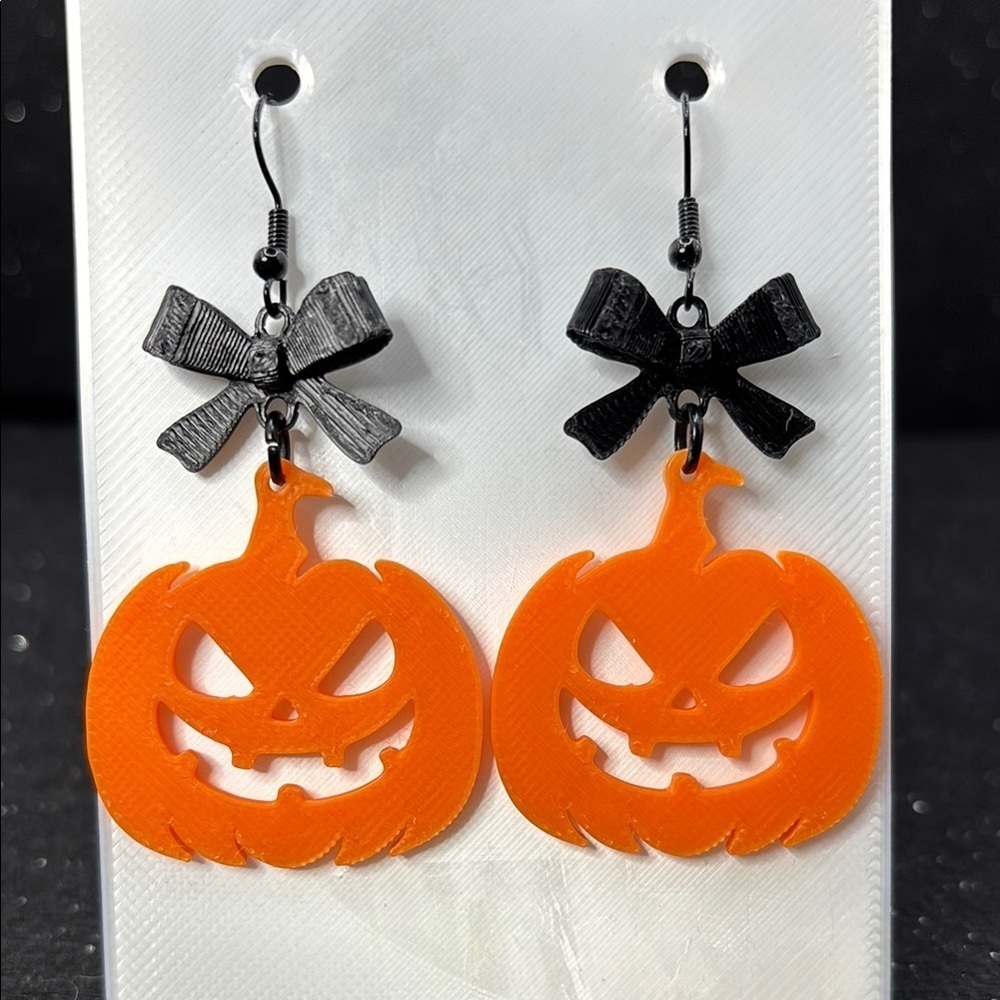 The Pumpkin Pop Earrings with Bows